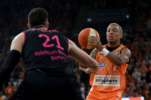 比赛进入末 比赛进入末